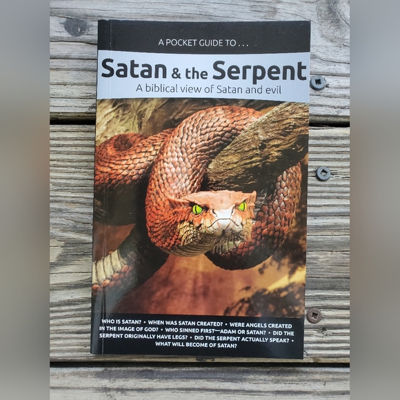 📚 A Pocket Guide To... - Picture 1 of 3